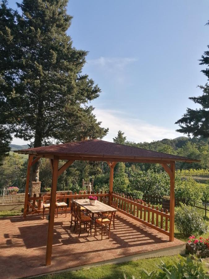 La Casa Dei Nonni Villa Chianni Eksteriør billede