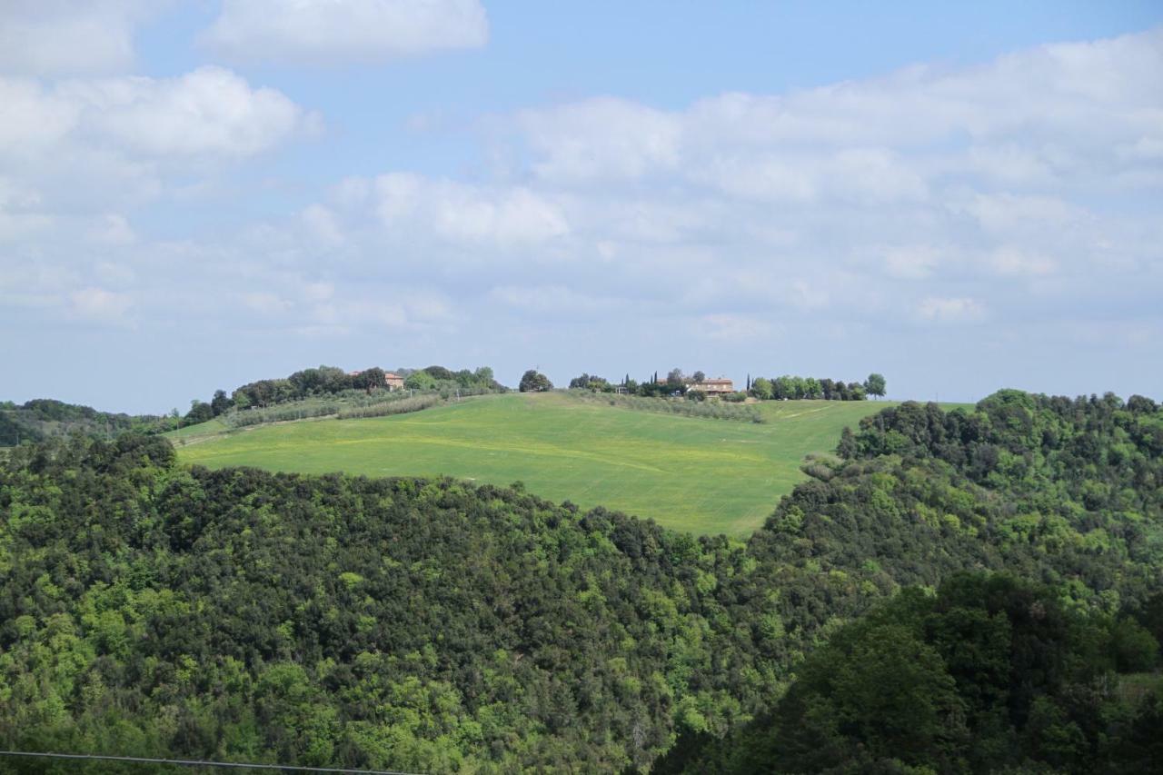 La Casa Dei Nonni Villa Chianni Eksteriør billede