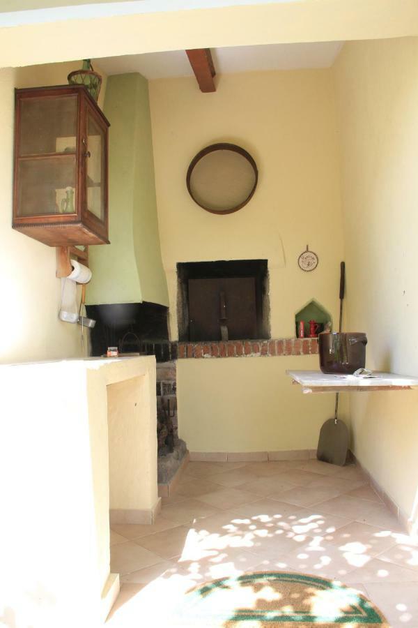 La Casa Dei Nonni Villa Chianni Eksteriør billede